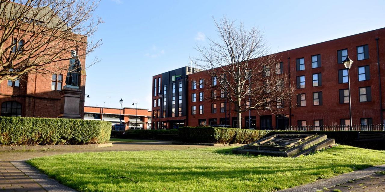 Holiday Inn Express - Barrow-In-Furness & South Lakes By Ihg Esterno foto