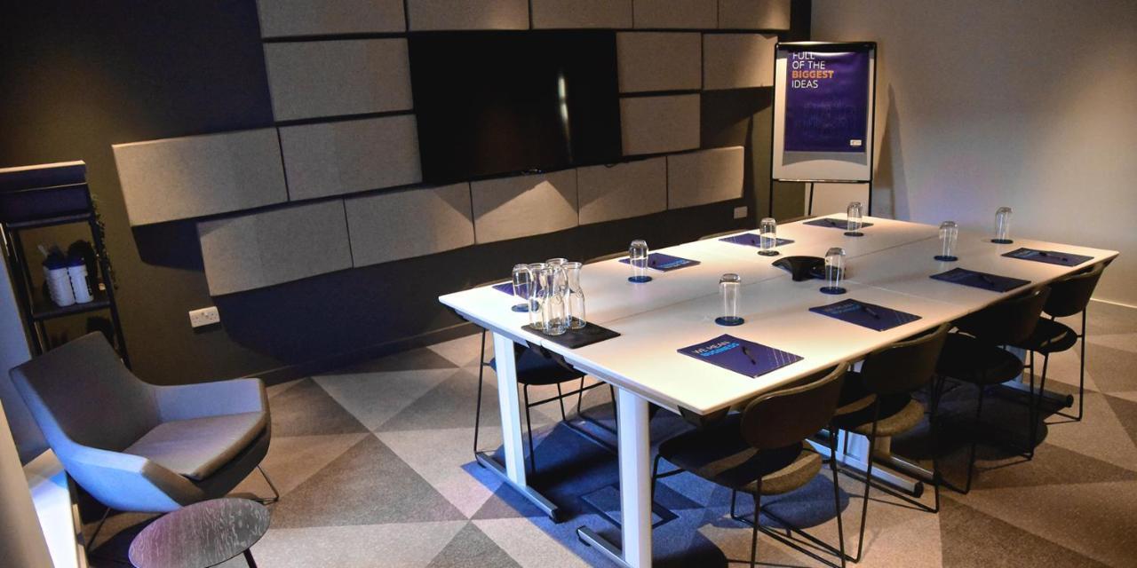 Holiday Inn Express - Barrow-In-Furness & South Lakes By Ihg Esterno foto