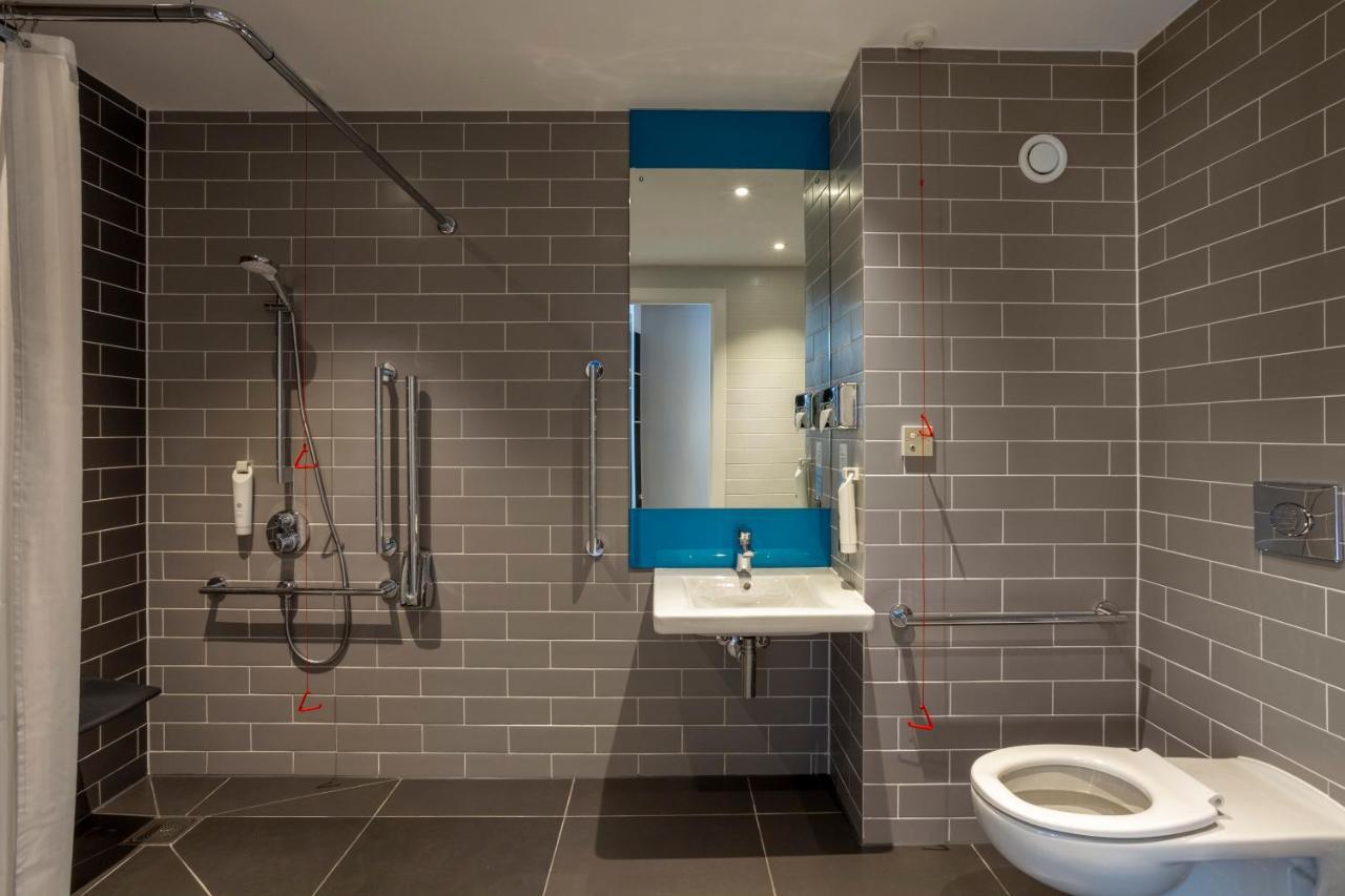 Holiday Inn Express - Barrow-In-Furness & South Lakes By Ihg Esterno foto