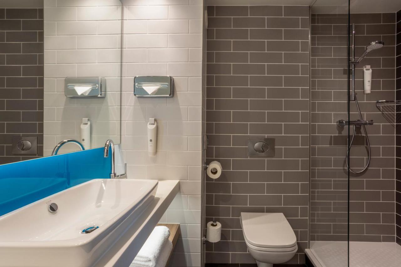 Holiday Inn Express - Barrow-In-Furness & South Lakes By Ihg Esterno foto