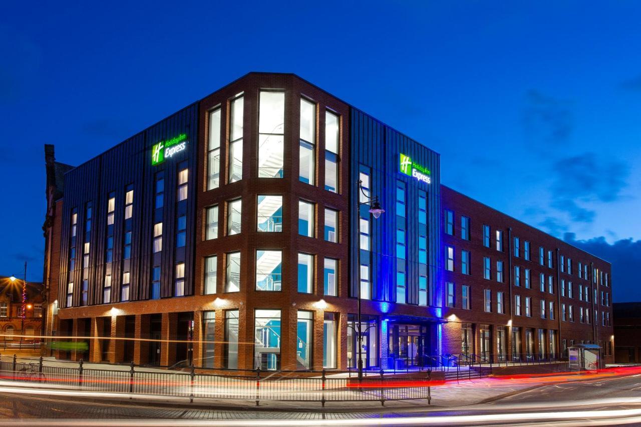 Holiday Inn Express - Barrow-In-Furness & South Lakes By Ihg Esterno foto