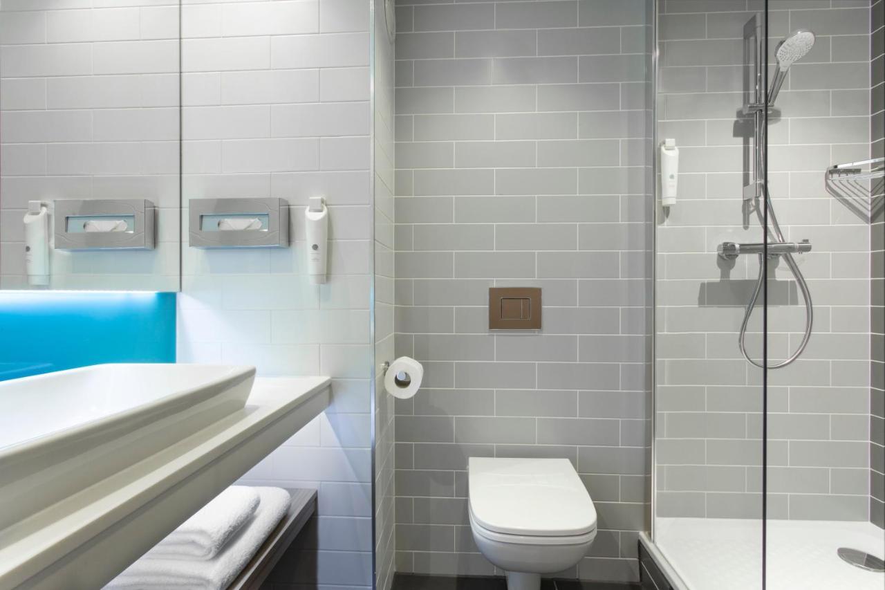 Holiday Inn Express - Barrow-In-Furness & South Lakes By Ihg Esterno foto